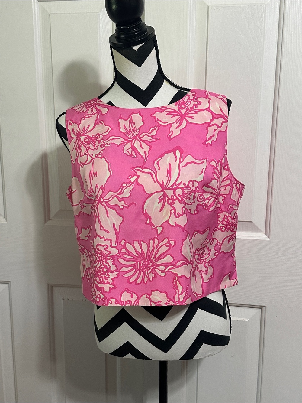 Lilly Pulitzer Vintage Silk Pink Floral Crop Shell